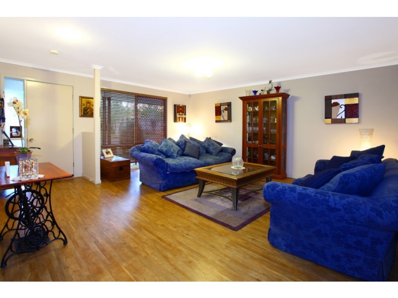 9 Rosswood Court, Helensvale QLD 4212