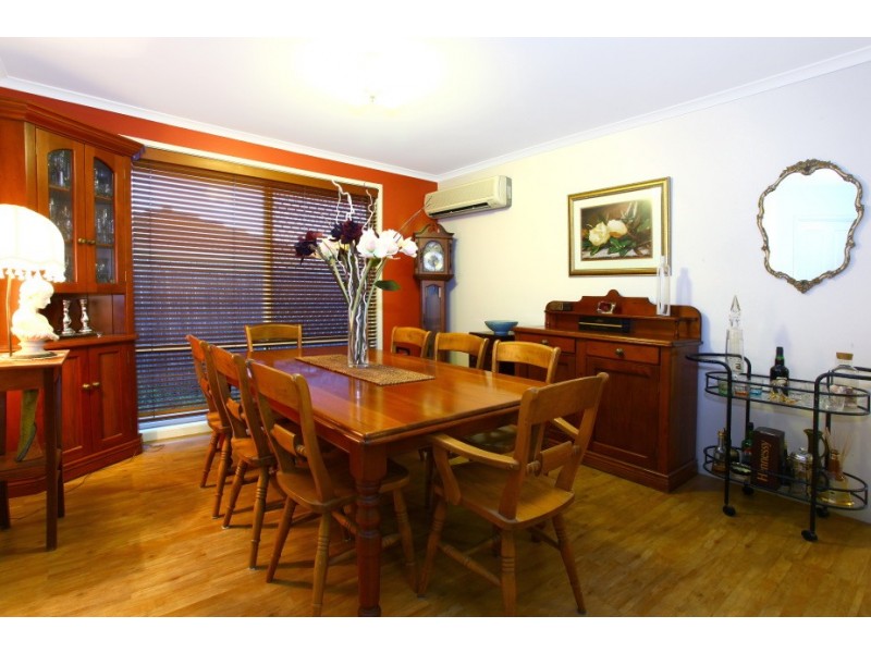 9 Rosswood Court, Helensvale QLD 4212