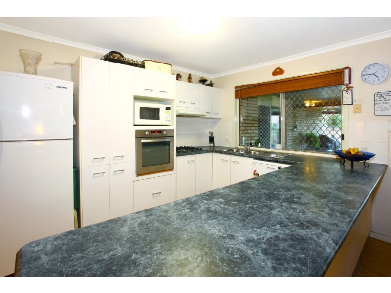 9 Rosswood Court, Helensvale QLD 4212