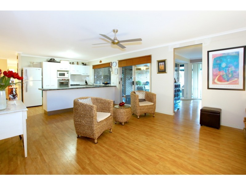 9 Rosswood Court, Helensvale QLD 4212