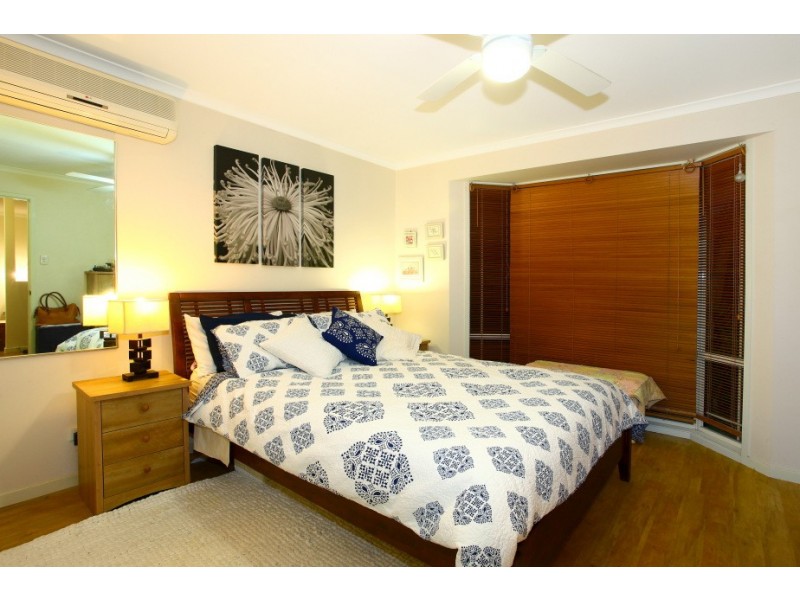 9 Rosswood Court, Helensvale QLD 4212