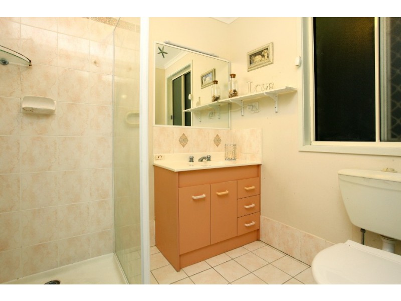 9 Rosswood Court, Helensvale QLD 4212