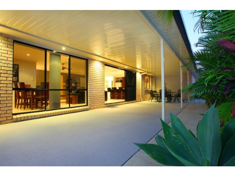 26 Whitely Circuit, Maudsland QLD 4210