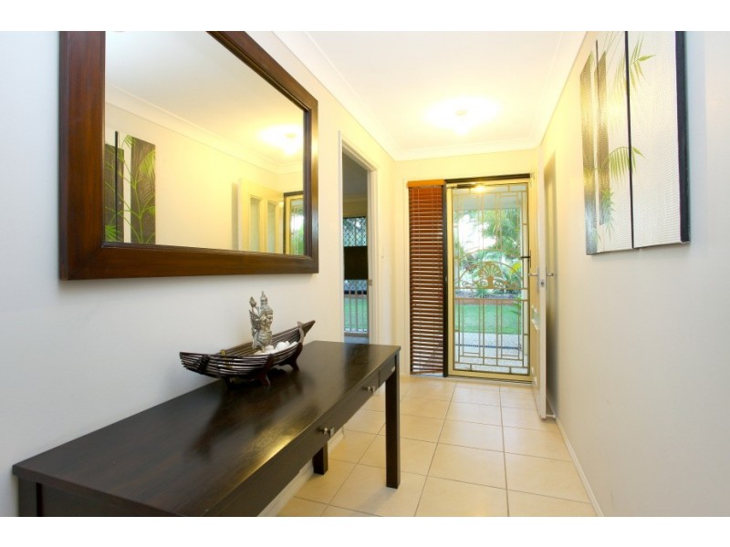 26 Whitely Circuit, Maudsland QLD 4210