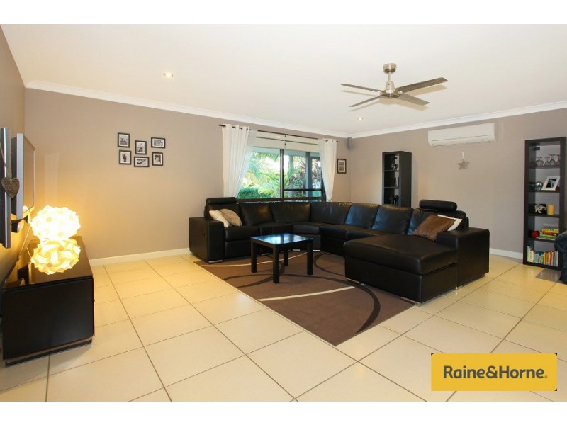 20 Ashford Road, Helensvale QLD 4212