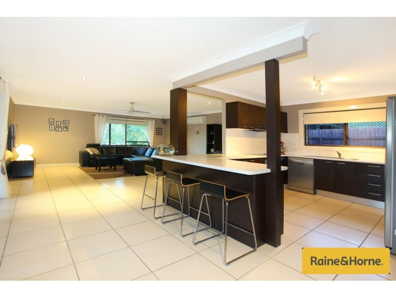 20 Ashford Road, Helensvale QLD 4212