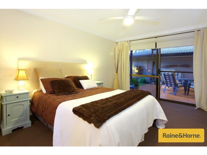 20 Ashford Road, Helensvale QLD 4212