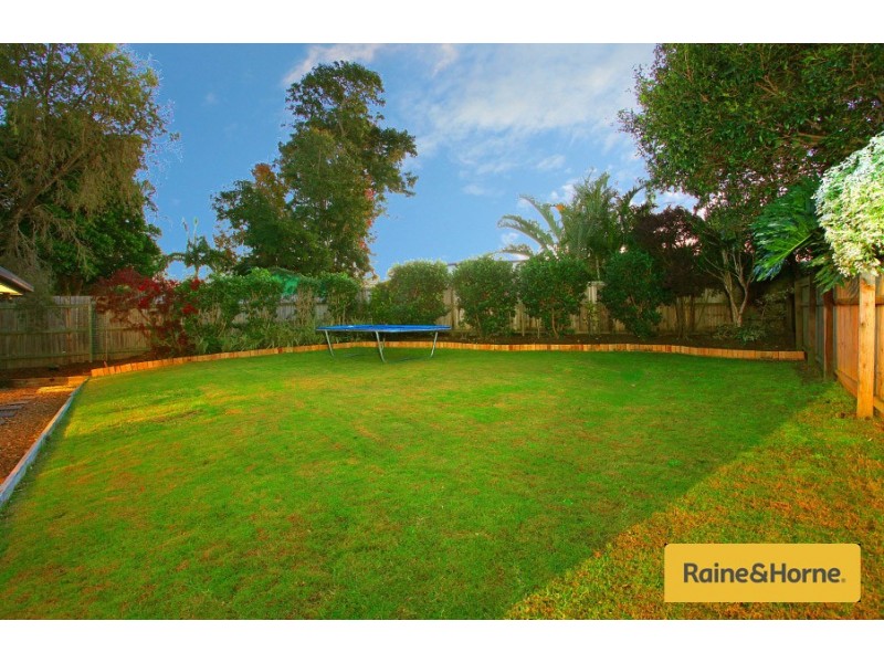 20 Ashford Road, Helensvale QLD 4212