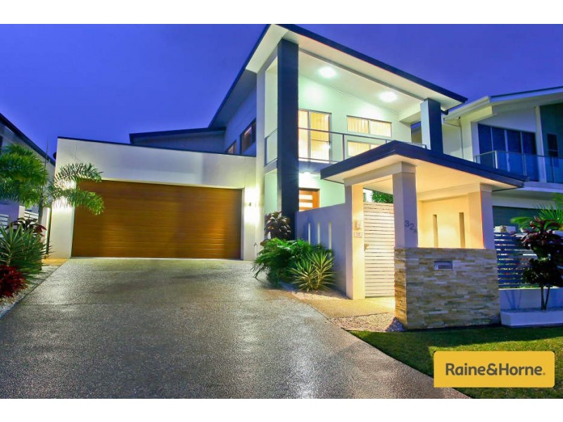 32A Harbourvue Court, Helensvale QLD 4212