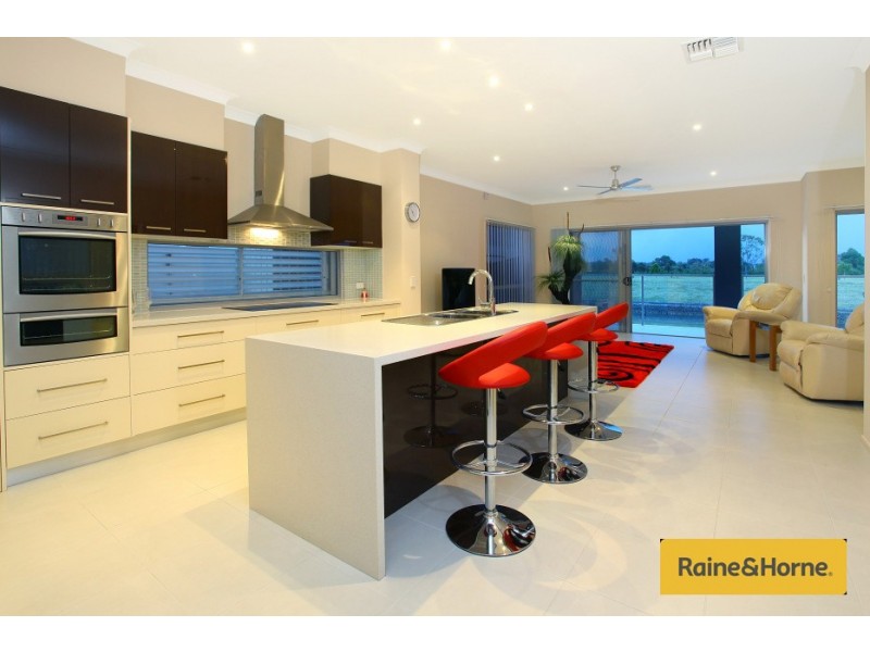 32A Harbourvue Court, Helensvale QLD 4212