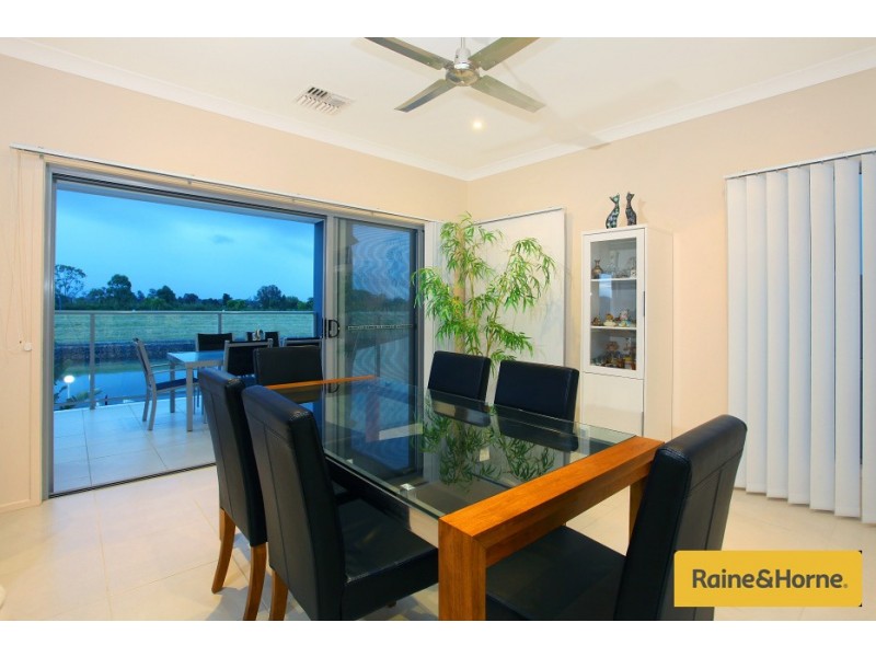 32A Harbourvue Court, Helensvale QLD 4212
