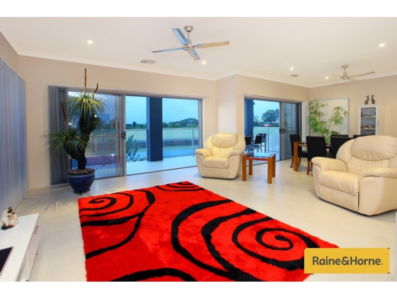32A Harbourvue Court, Helensvale QLD 4212
