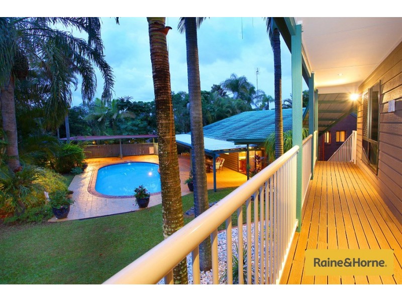 9 Berri Place, Helensvale QLD 4212