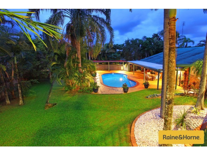 9 Berri Place, Helensvale QLD 4212
