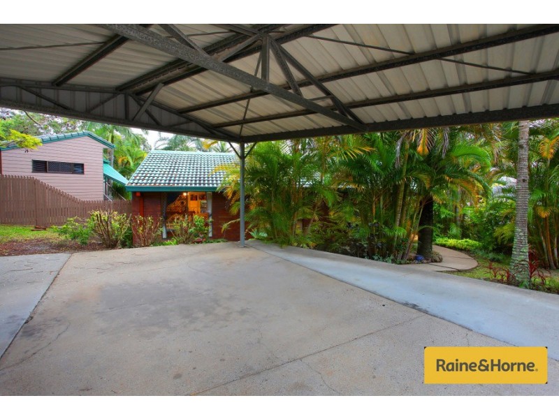 9 Berri Place, Helensvale QLD 4212