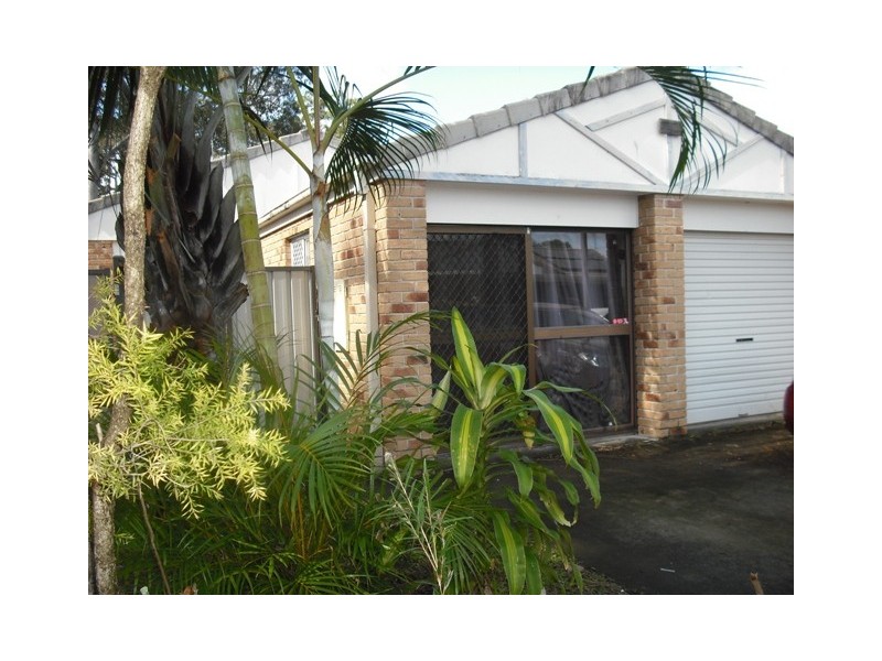 71 River Oak Drive, Helensvale QLD 4212