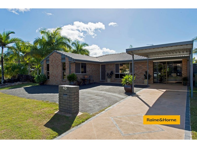 43 Village Way, Oxenford QLD 4210