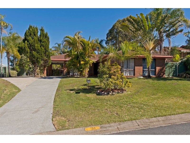 38 Missouri Way, Oxenford QLD 4210