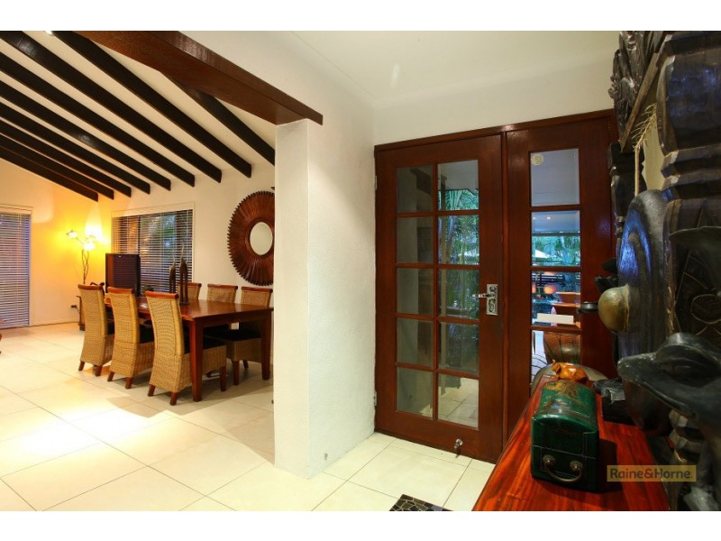 5 Sorell Place, Helensvale QLD 4212