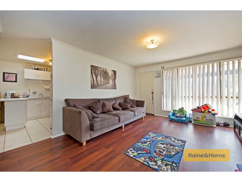 2/5 Theatre Street, Oxenford QLD 4210