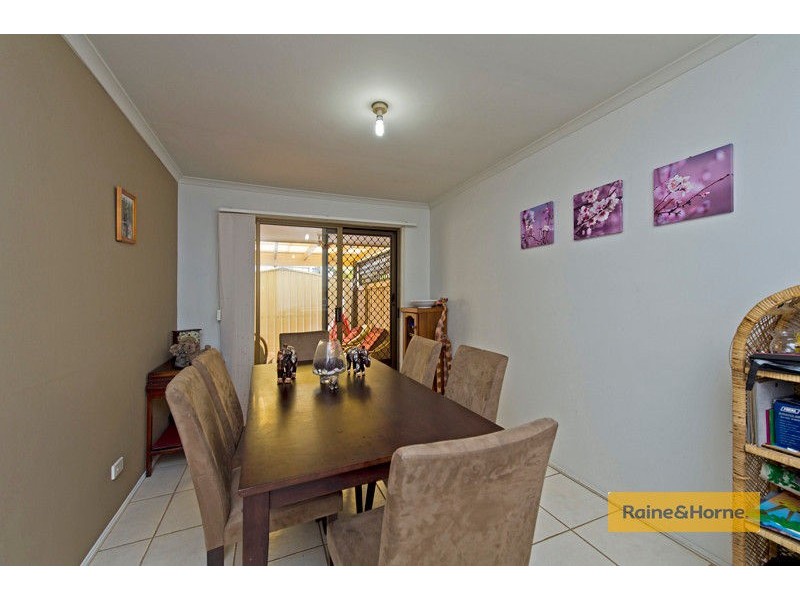 2/5 Theatre Street, Oxenford QLD 4210