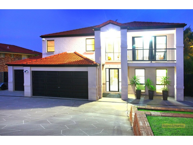 46 Gippsland Drive, Helensvale QLD 4212