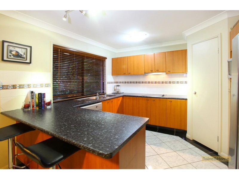 46 Gippsland Drive, Helensvale QLD 4212