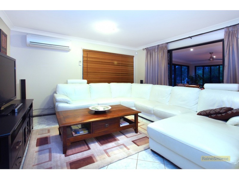 46 Gippsland Drive, Helensvale QLD 4212