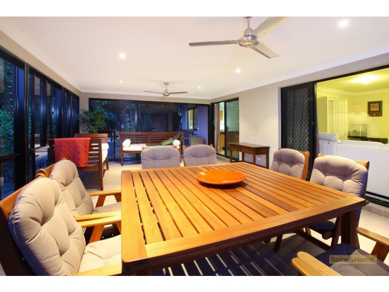 46 Gippsland Drive, Helensvale QLD 4212