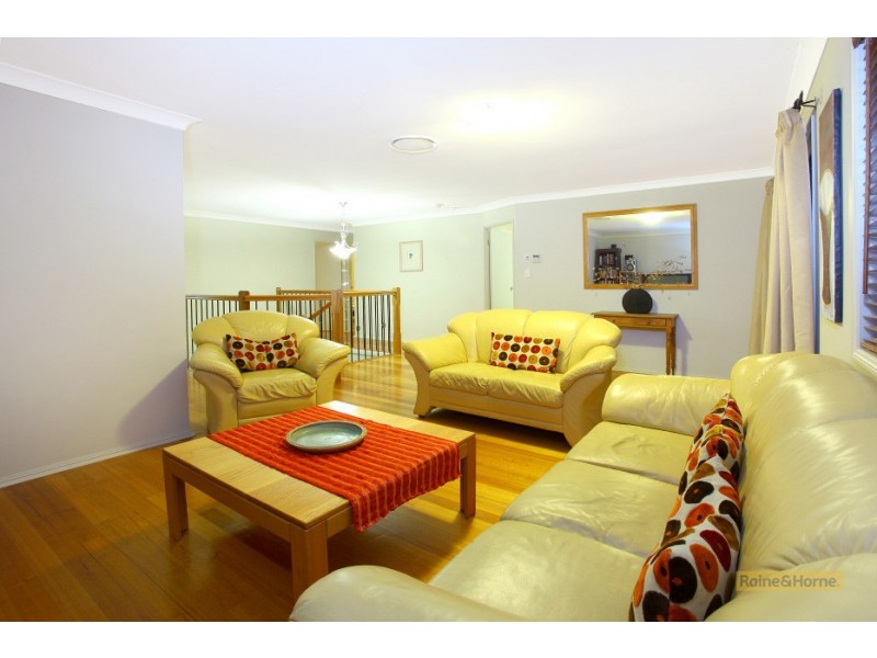 46 Gippsland Drive, Helensvale QLD 4212