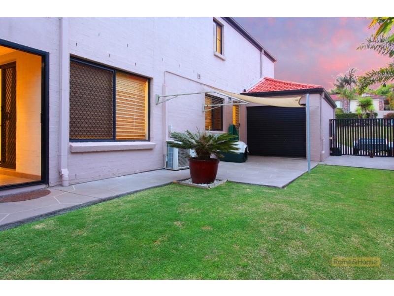 46 Gippsland Drive, Helensvale QLD 4212