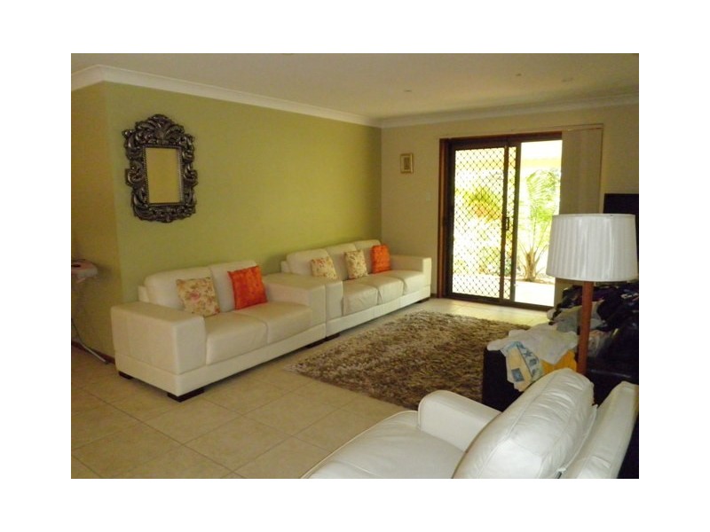 36 Hammond Drive, Gaven QLD 4211
