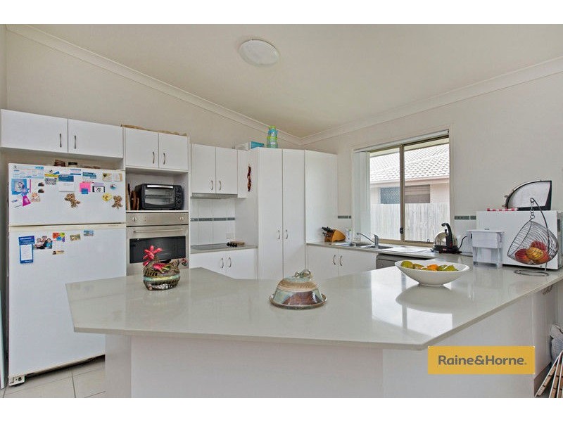 9 Moss Tce, Pimpama QLD 4209