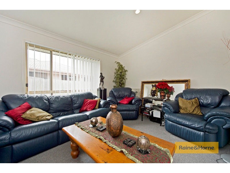 9 Moss Tce, Pimpama QLD 4209