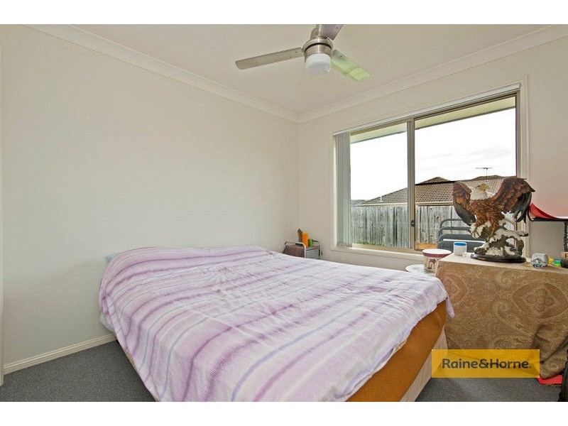 9 Moss Tce, Pimpama QLD 4209