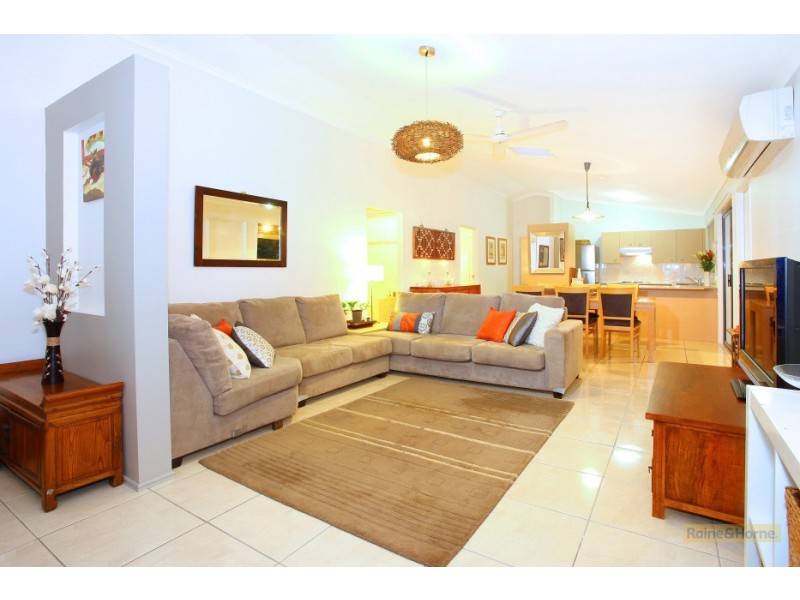 9/2 Anaheim Drive, Helensvale QLD 4212