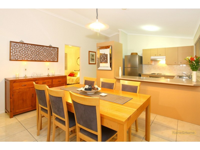 9/2 Anaheim Drive, Helensvale QLD 4212