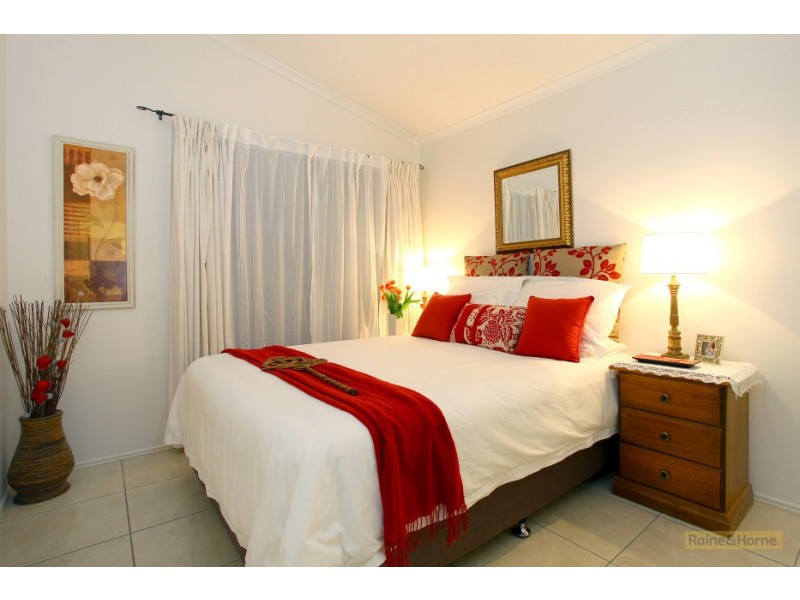 9/2 Anaheim Drive, Helensvale QLD 4212