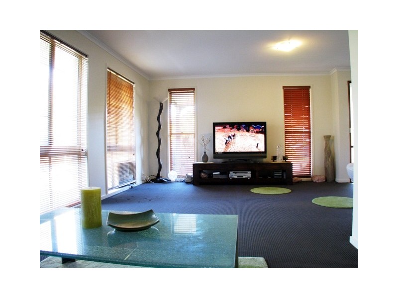 9 Tanunda Drive, Helensvale QLD 4212