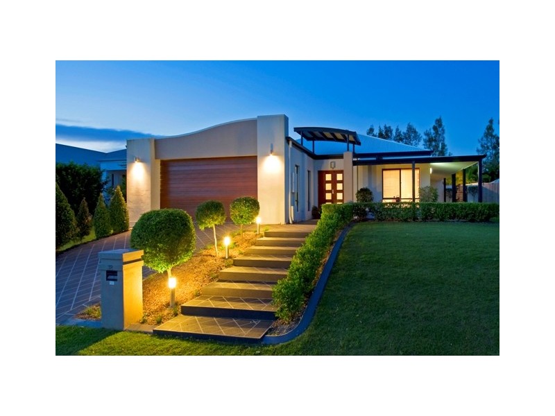 32 Pathfinder Road, Coomera Waters QLD 4209