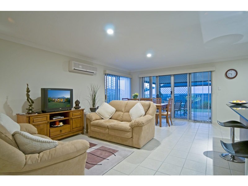 9 Rainbow Circuit, Coomera Waters QLD 4209