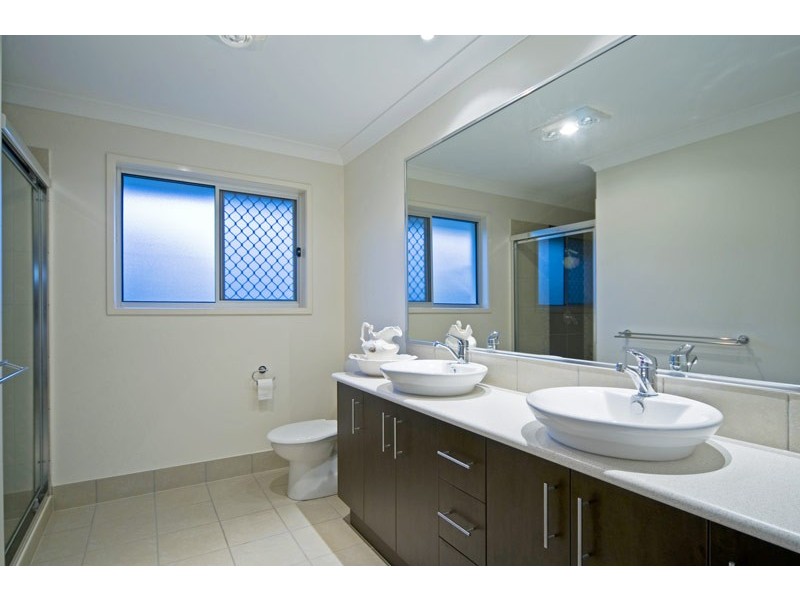 9 Rainbow Circuit, Coomera Waters QLD 4209