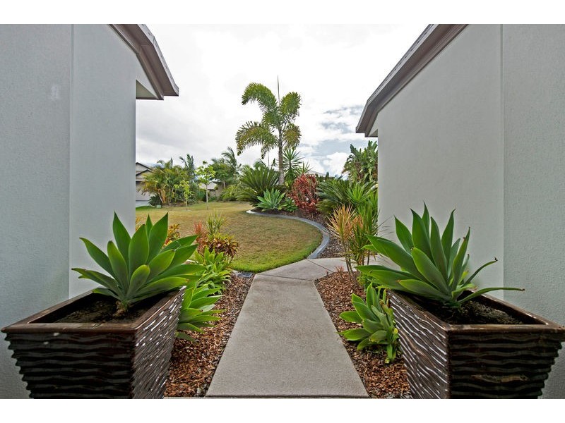 9 Rainbow Circuit, Coomera Waters QLD 4209