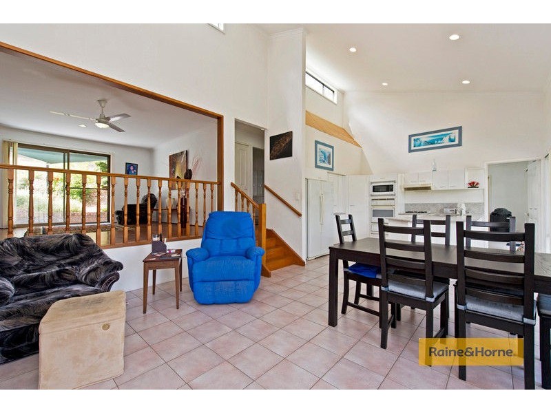 266 Kopps Rd, Oxenford QLD 4210