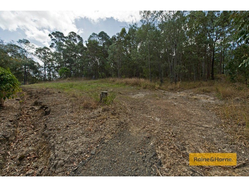 266 Kopps Rd, Oxenford QLD 4210