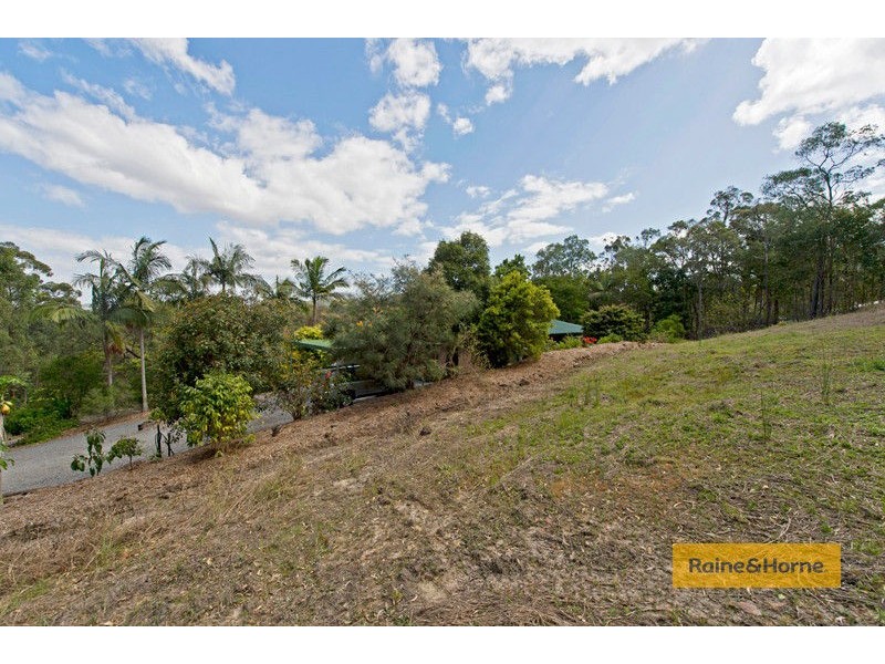 266 Kopps Rd, Oxenford QLD 4210