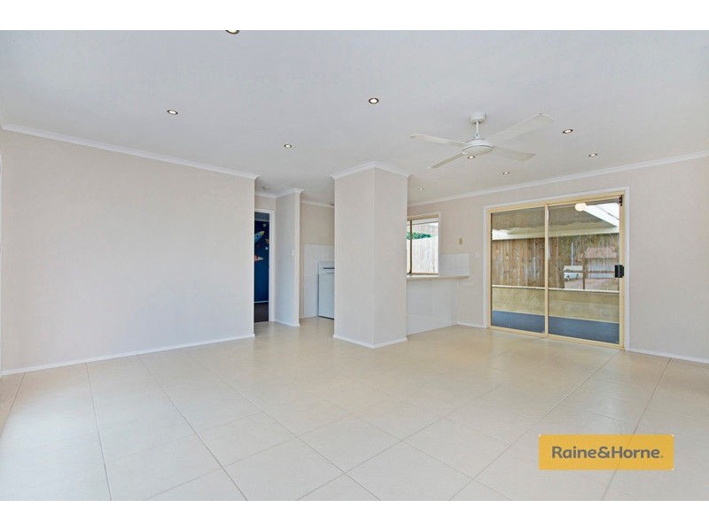 72 Studio Drive, Oxenford QLD 4210