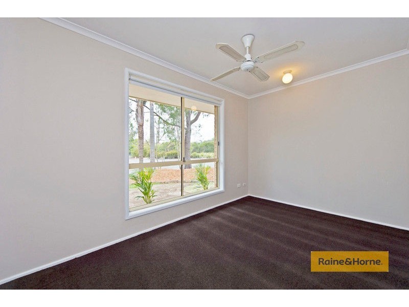 72 Studio Drive, Oxenford QLD 4210