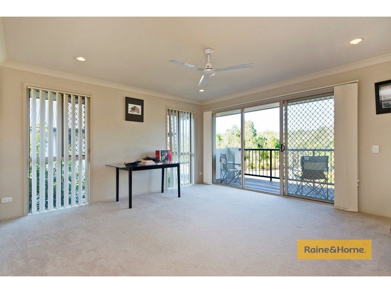 42 Silver Dawn Crescent, Oxenford QLD 4210