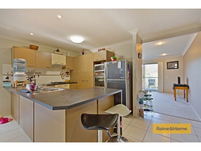 42 Silver Dawn Crescent, Oxenford QLD 4210